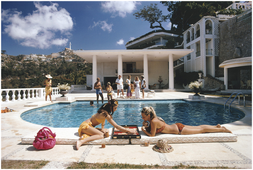 guests-at-the-villa-nirvana-owned-by-oscar-obregon-in-las-brisas-acapulco-1972
