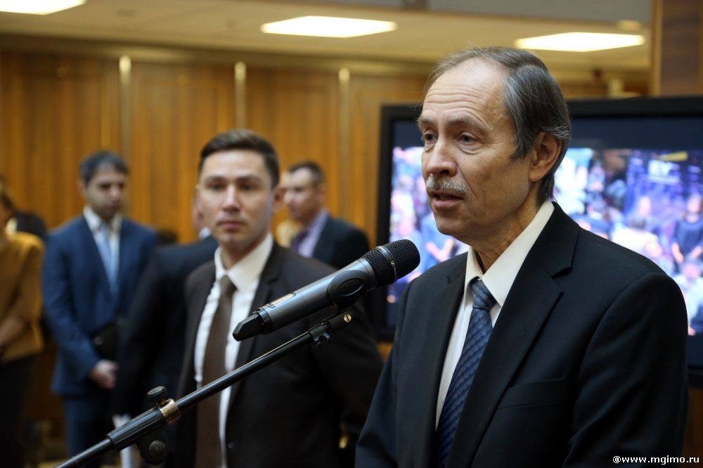 Проректор мгимо. Сергей Владимирович проректор МГИМО. Логинов МГИМО проректор. Мальгин МГИМО проректор. МГИМО проректор Станислав.