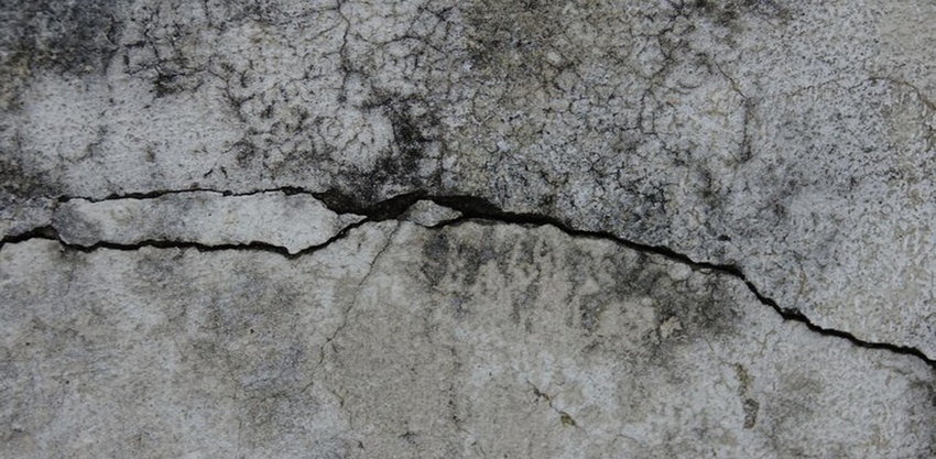 Foundation cracks Toronto