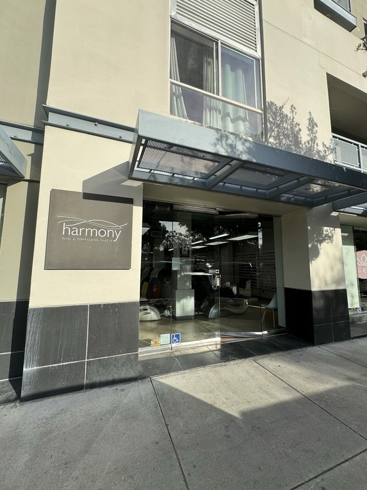 Exterior-Harmony-Nail-Threading-Salon-in-Pasadena-California-91105